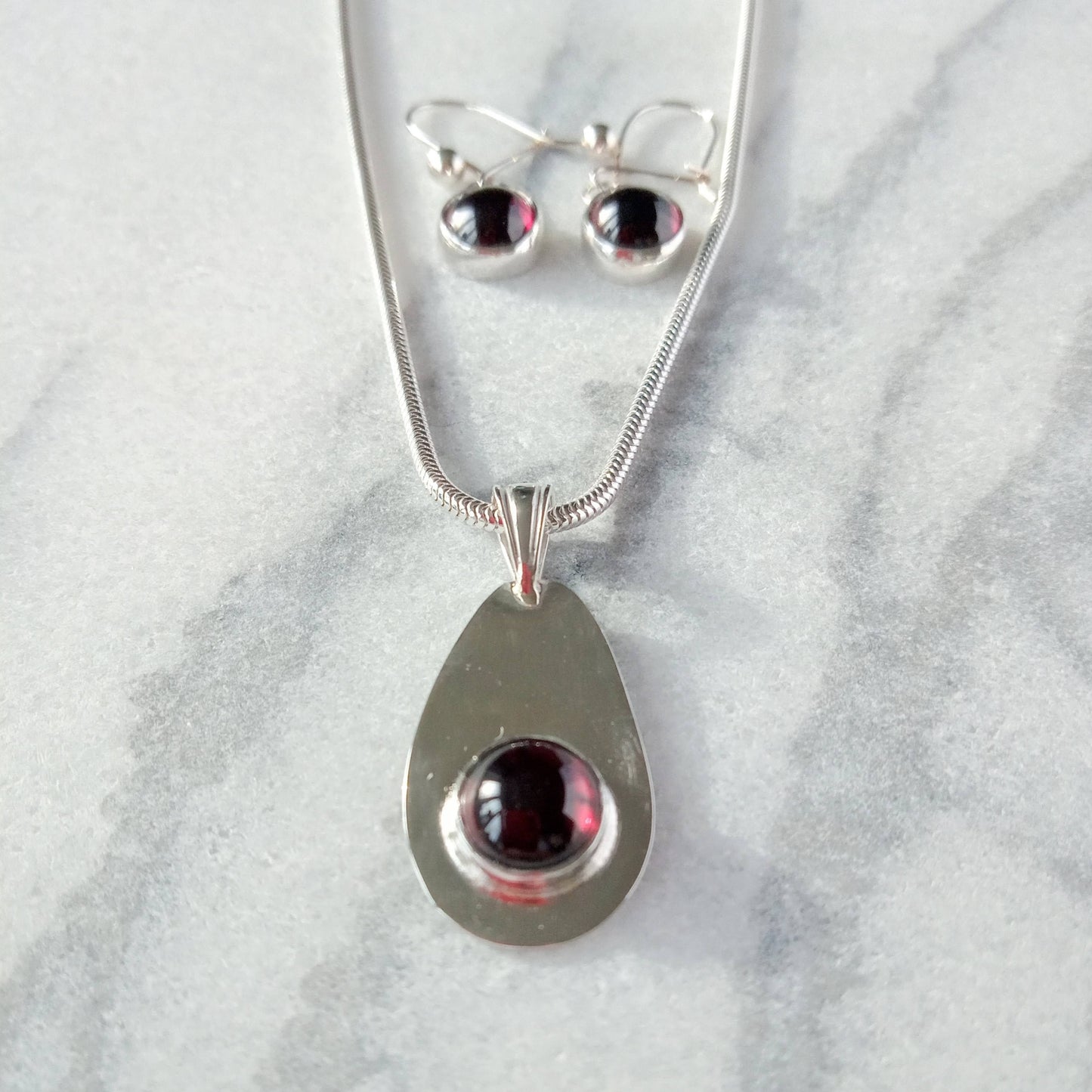 Silver Teardrop Pearshaped Cabochon Garnet Pendant